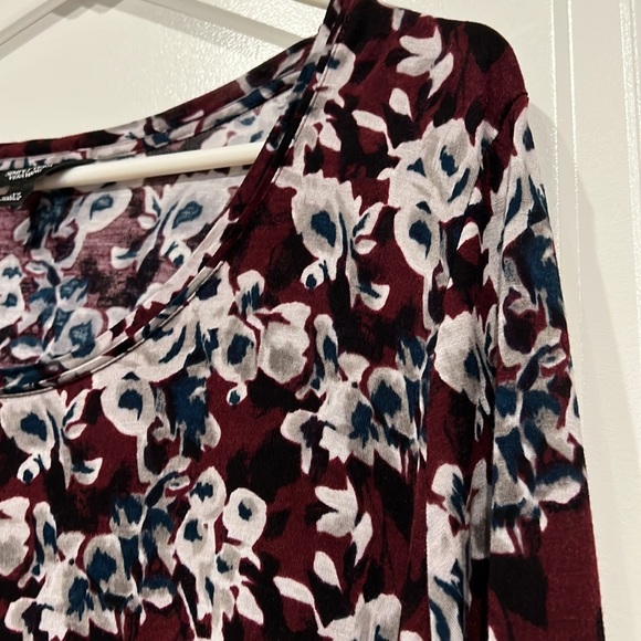 Sz XL Simply Vera Verawang Floral Pullover top - Picture 5 of 11